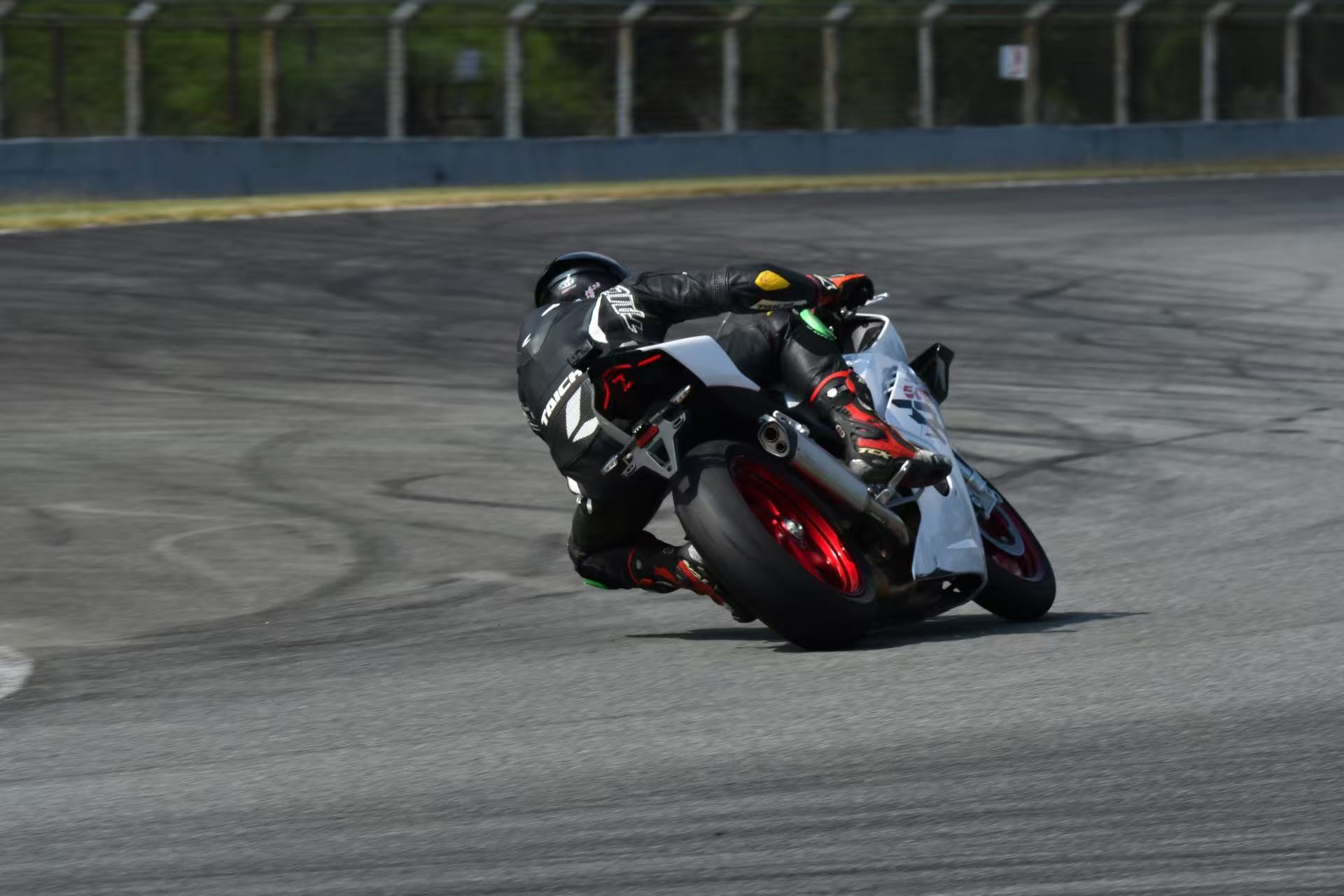 Track test in Zhuhai