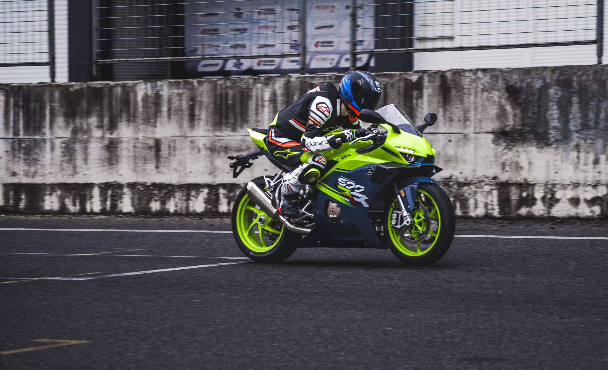 Track test in Guiyang