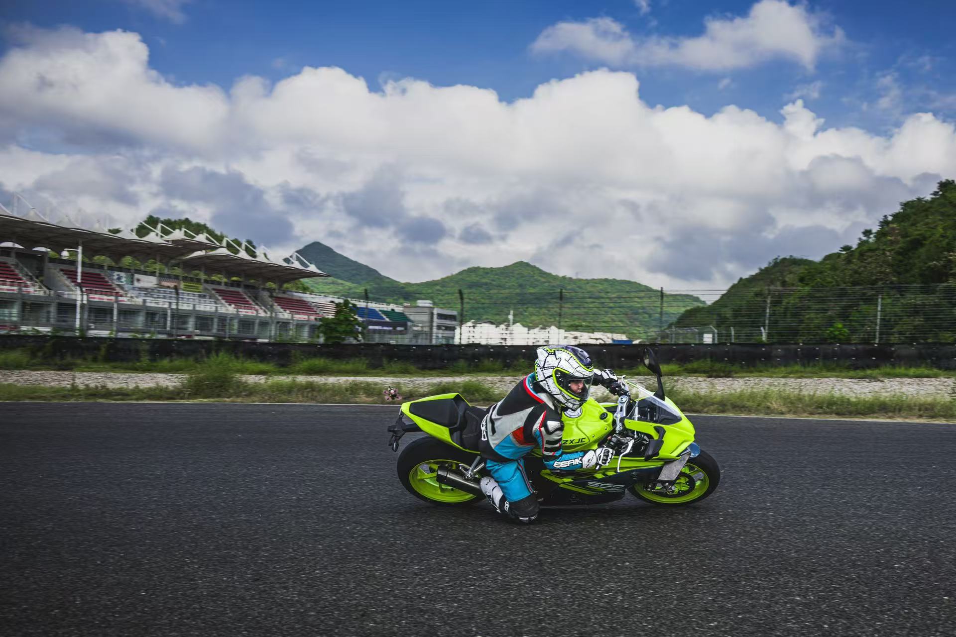 Track test in Guiyang