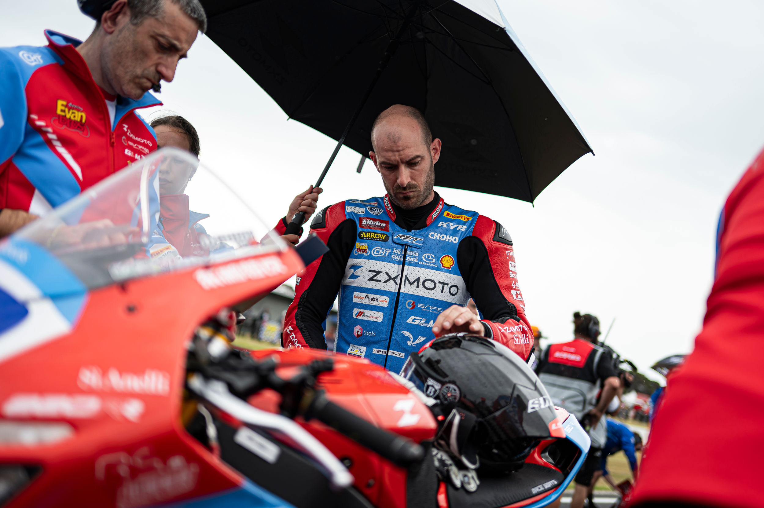 ZXMOTO Factory Evan Bros Racing Claims Historic First WorldSSP Points in Phillip Island Debut