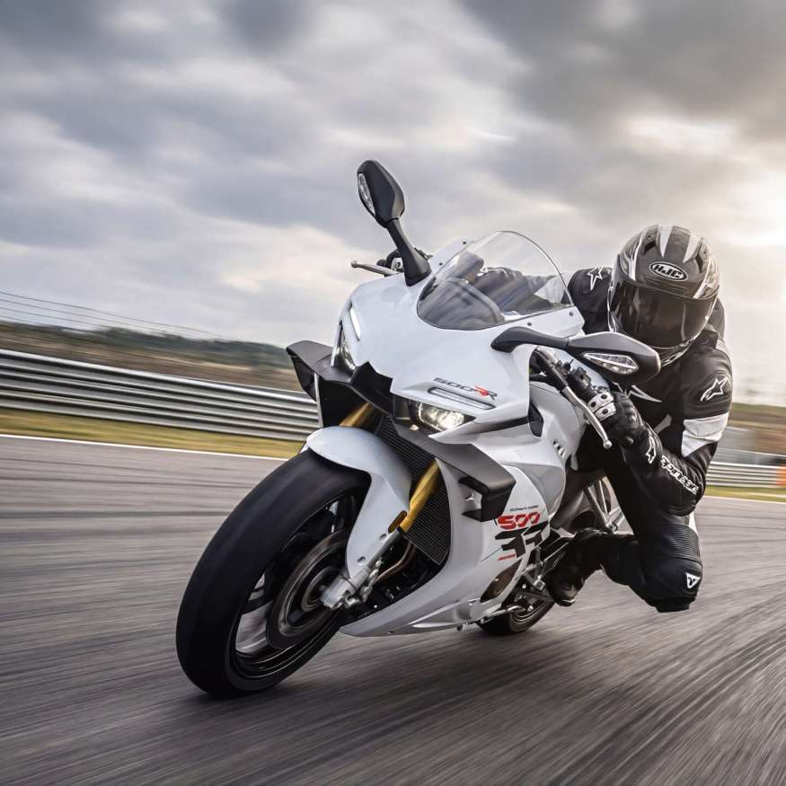 500RR-AI (15)